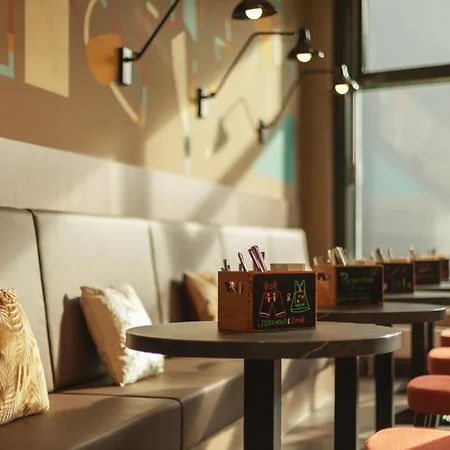 - The Niu, Sparrow By Ihg