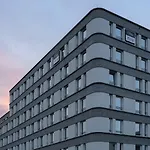 - The Niu, Sparrow By Ihg Řezno