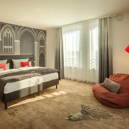 - The Niu, Sparrow By Ihg